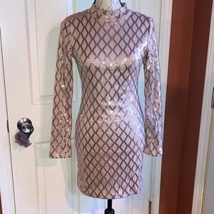 Sequin Rose Gold Long Sleeve Party Night Out Cocktail Dress sz Small